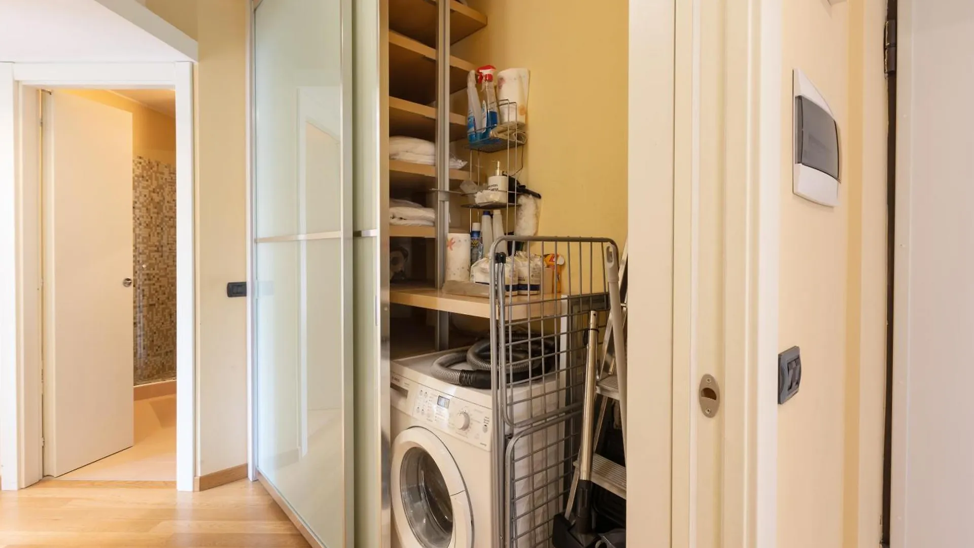 아파트 Spacious Two Bedrooms Solari Area - Mirable Pm 밀라노