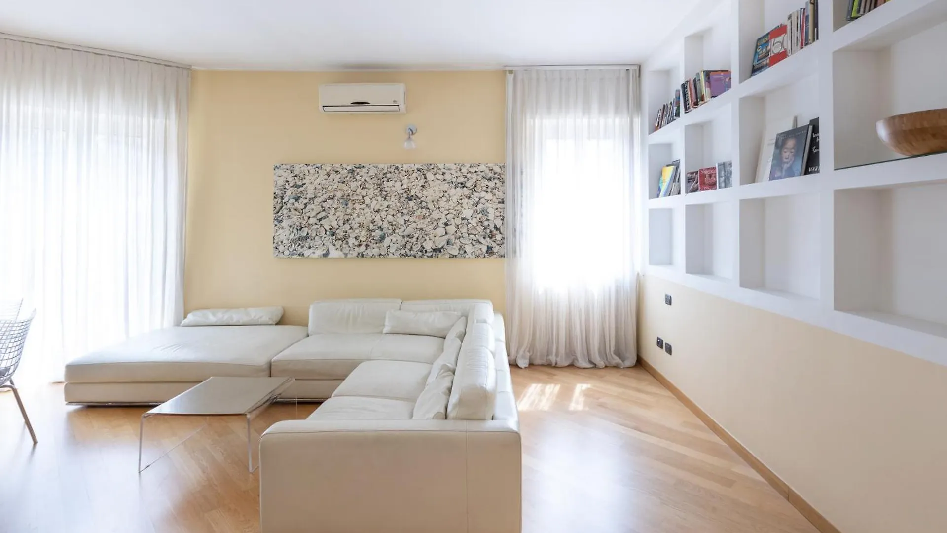 Spacious Two Bedrooms Solari Area - Mirable Pm 밀라노 0*,