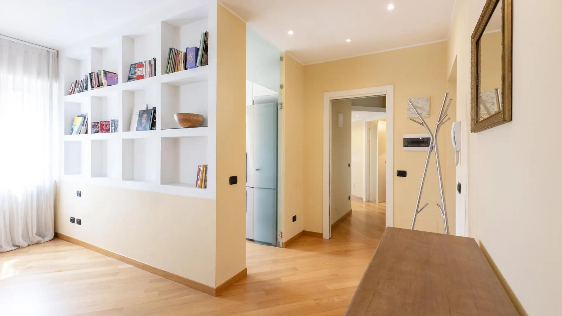 Spacious Two Bedrooms Solari Area - Mirable Pm 밀라노 이탈리아